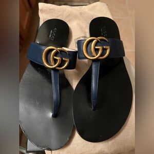 Gucci Marmont Flat Sandal in Navy, Size 37.5, previously owned, good condition